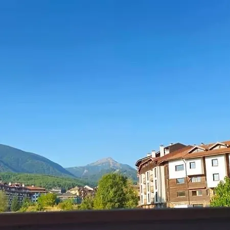 Anna Lux Bansko