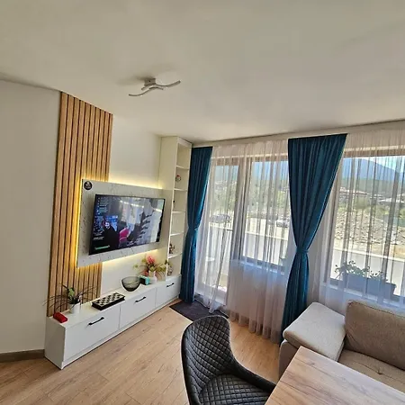 Anna Lux Apartment *