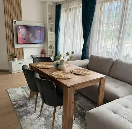 Anna Lux Апартамент *